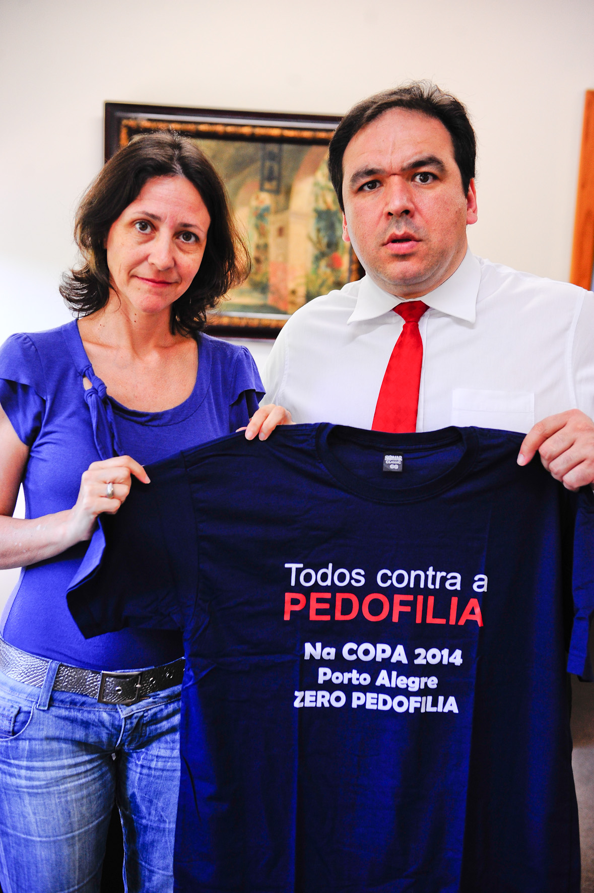 25 de_Novembro_-_Instituto_Viso_Social_divulga_campanha_contra_a_pedofilia_na_Copa_2014_foto_leonardo_contursi_2